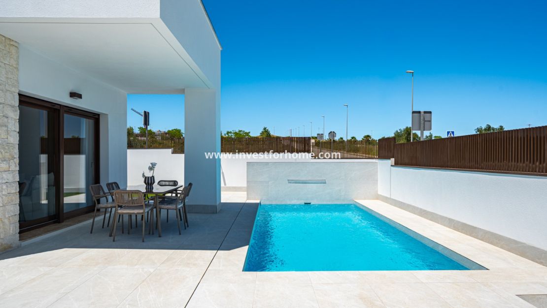 Nueva construcción - Chalet - Orihuela Costa - Vistabella Golf
