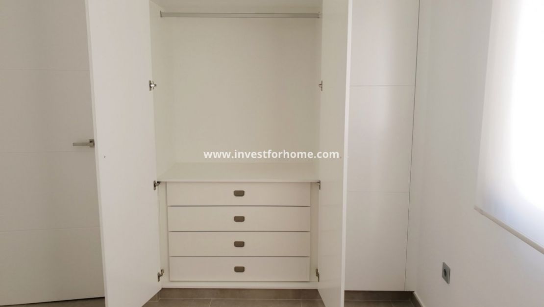 Nueva construcción - Chalet - Pilar de la Horadada - Pinar de Campoverde