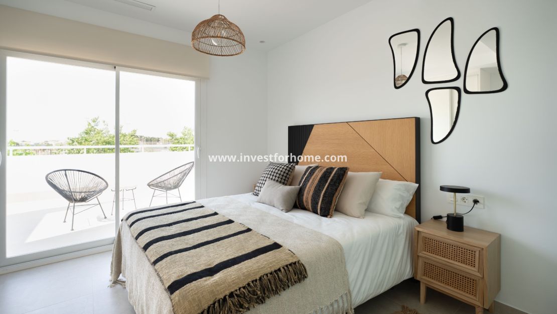 Nueva construcción - Chalet - Pilar de la Horadada