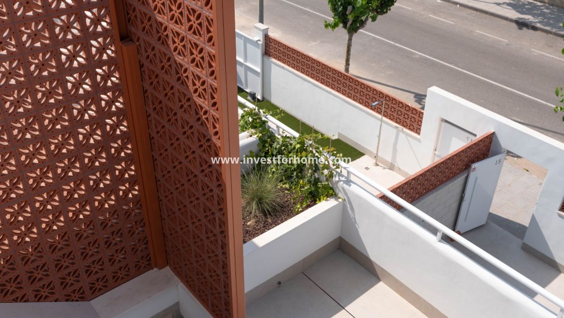 Nueva construcción - Chalet - Pilar de la Horadada