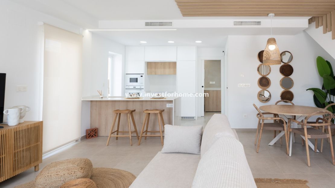 Nueva construcción - Chalet - Pilar de la Horadada