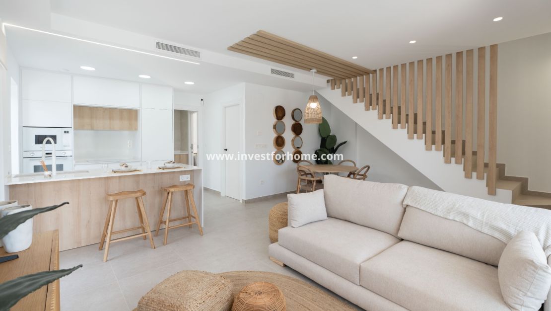 Nueva construcción - Chalet - Pilar de la Horadada