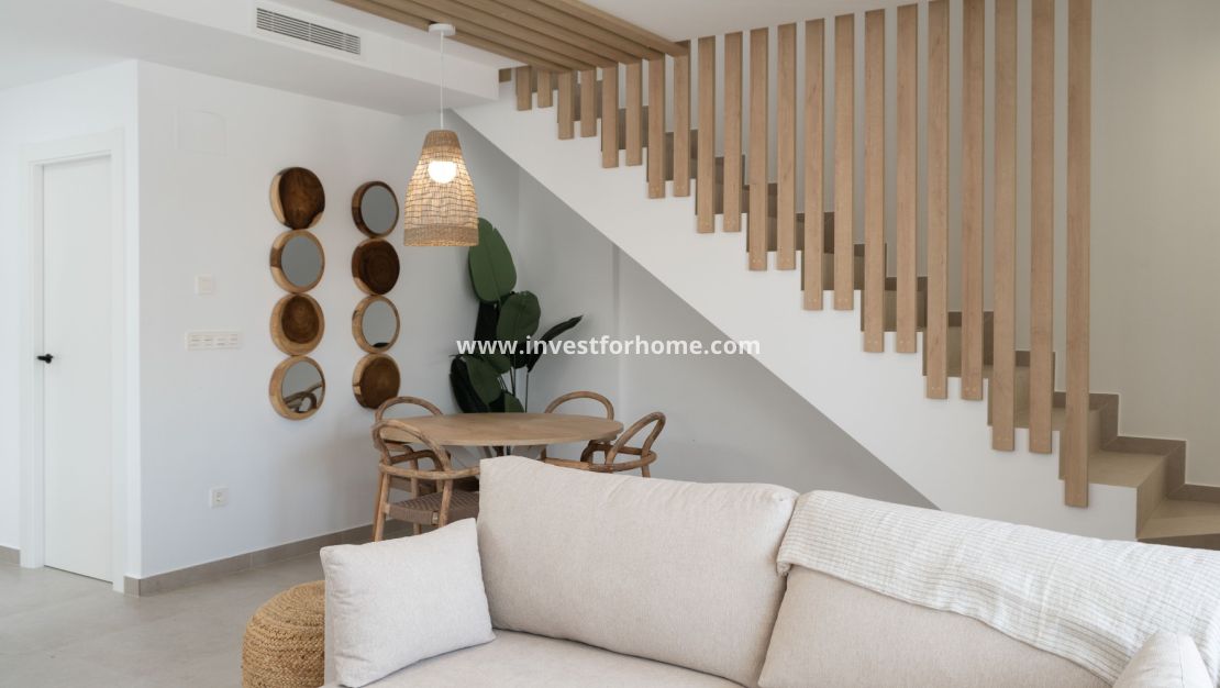 Nueva construcción - Chalet - Pilar de la Horadada