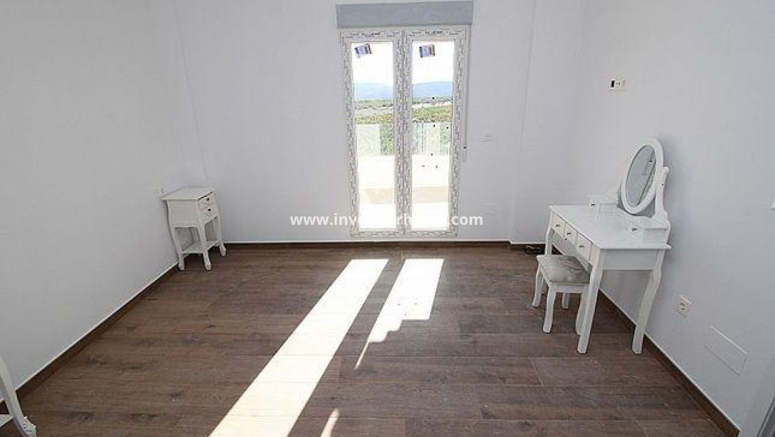 Nueva construcción - Chalet - Pinoso - Camino Del Prado