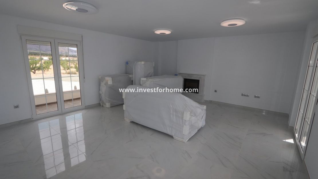 Nueva construcción - Chalet - Pinoso - Camino Del Prado