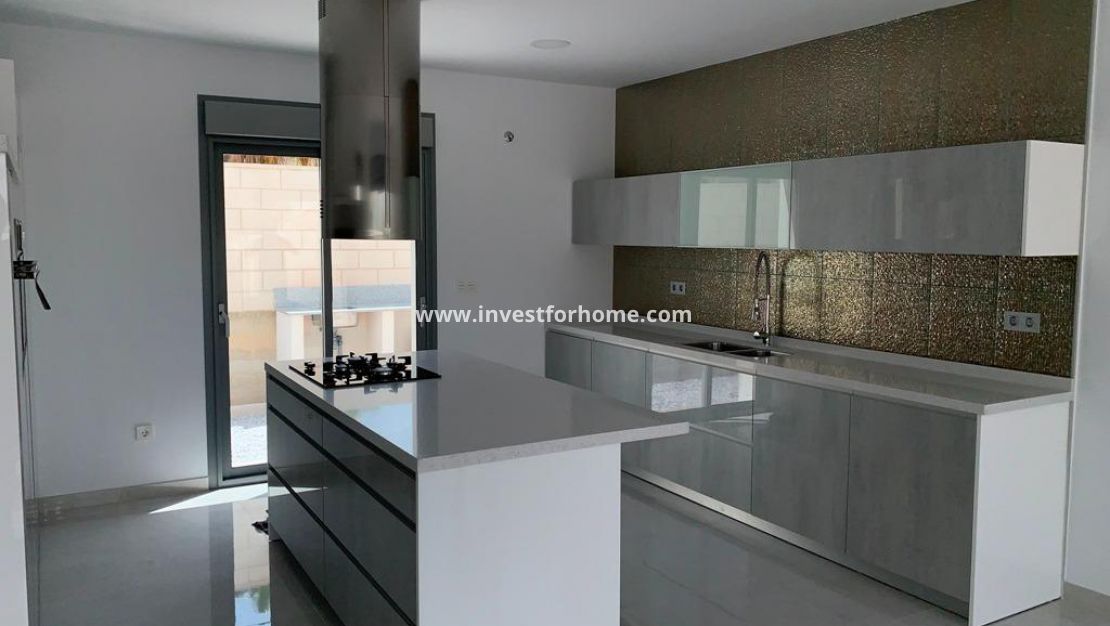 Nueva construcción - Chalet - Pinoso - Camino Del Prado