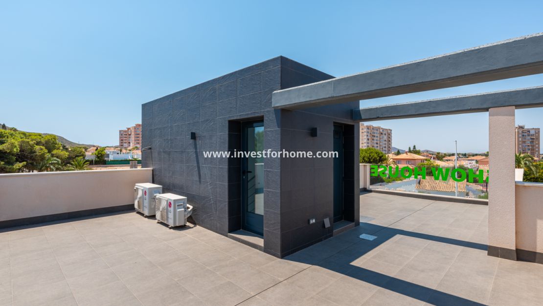 Nueva construcción - Chalet - Playa Paraiso