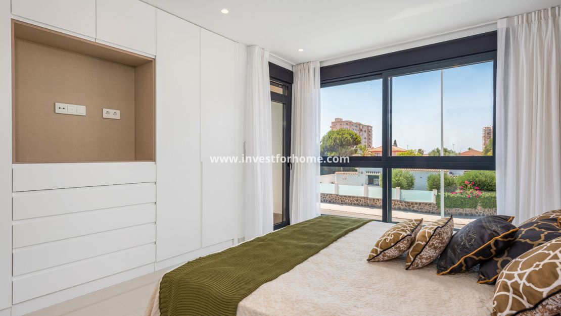 Nueva construcción - Chalet - Playa Paraiso