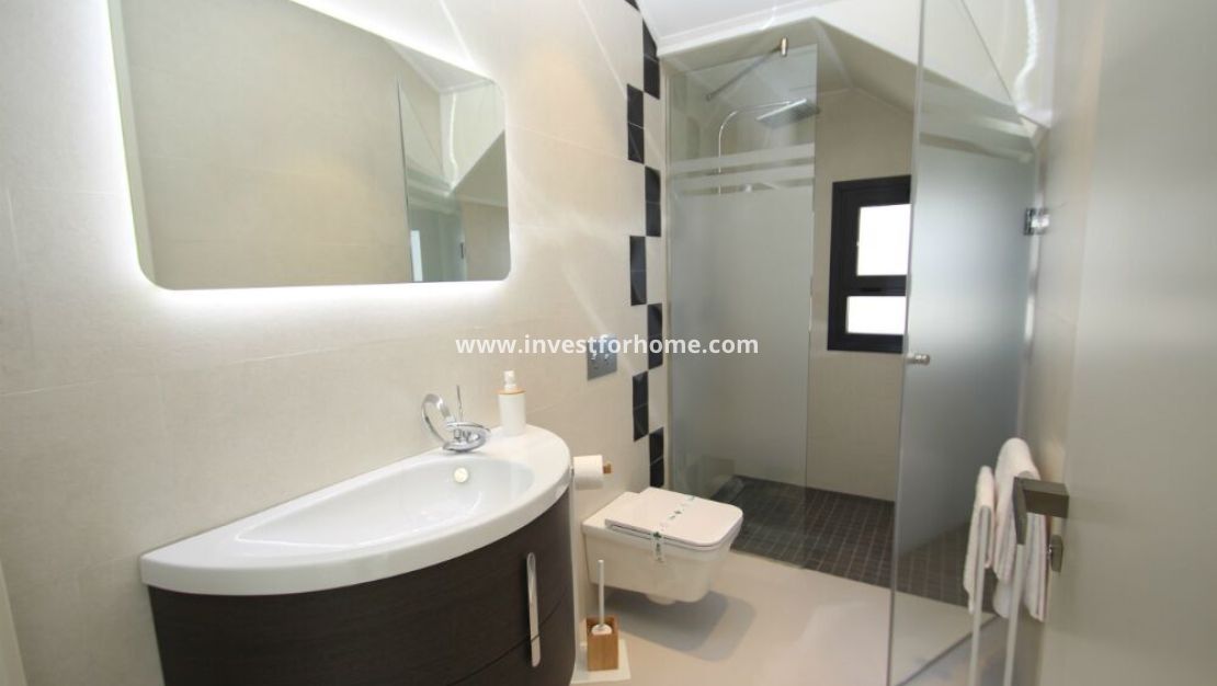 Nueva construcción - Chalet - San Miguel de Salinas