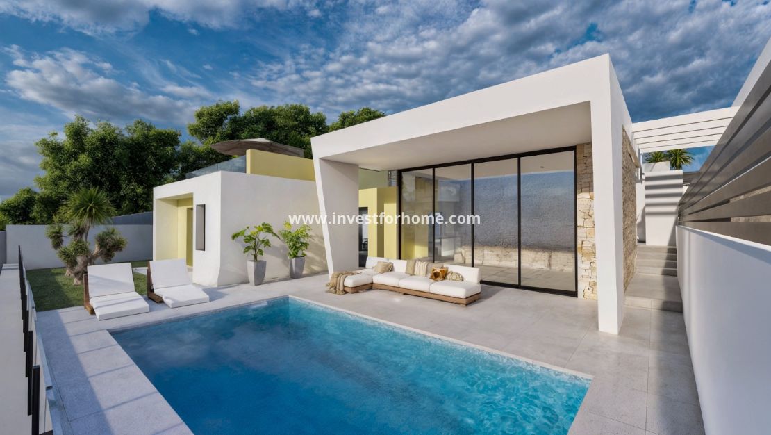 Nueva construcción - Chalet - Torrevieja - Centro