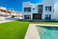 Nueva construcción - Chalet - Torrevieja - Centro