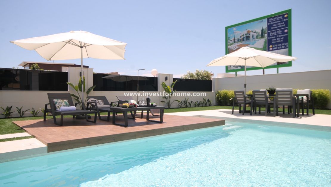 Nueva construcción - Chalet - Torrevieja - La Siesta-El Chaparral