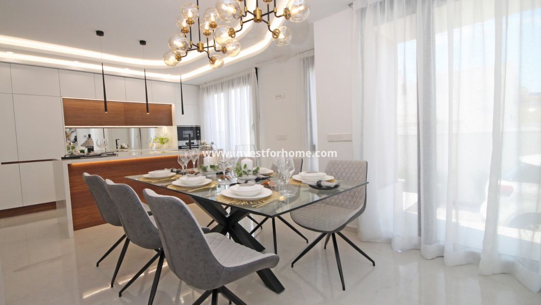 Nueva construcción - Chalet - Torrevieja - La Siesta-El Chaparral