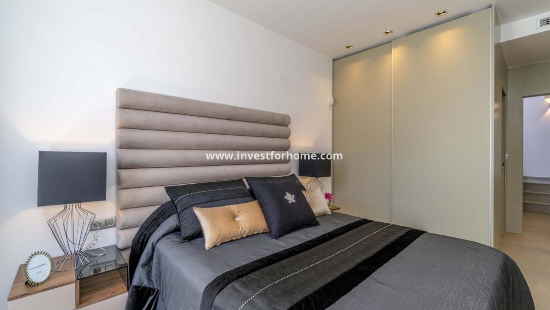 Nueva construcción - Chalet - Torrevieja