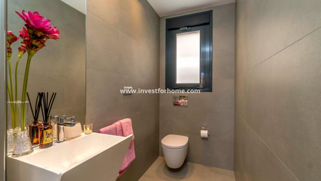 Nueva construcción - Chalet - Torrevieja