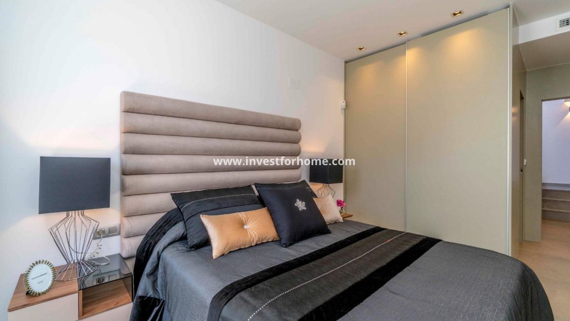 Nueva construcción - Chalet - Torrevieja