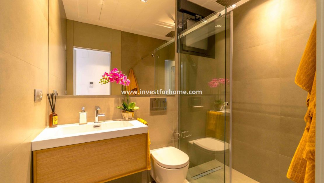 Nueva construcción - Chalet - Torrevieja