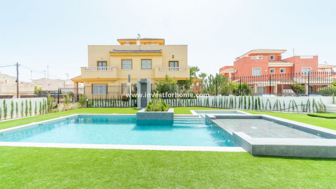 Nybyggnad - Bungalow - Torrevieja - Los Balcones