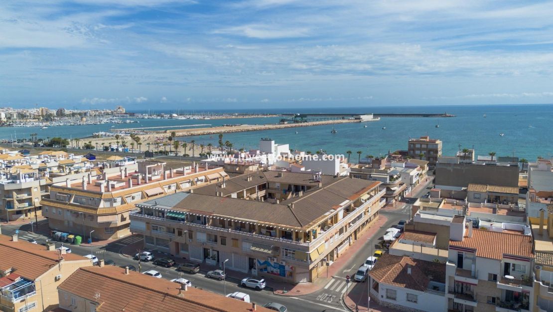 Nybyggnad - Lägenhet - Torrevieja - Playa Los Naufragos