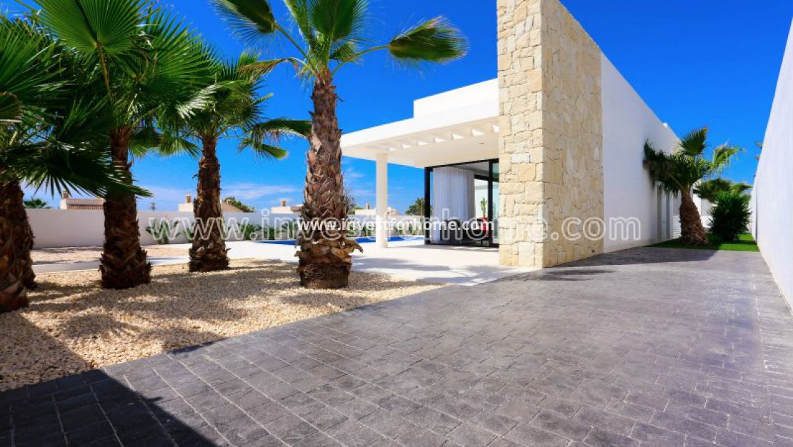 Nybyggnad - Villa - La Marina