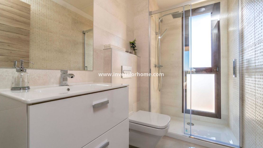 Nybyggnad - Villa - Los Alcázares