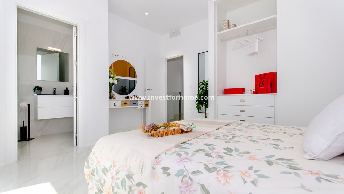 Nybyggnad - Villa - Orihuela Costa - Vistabella Golf