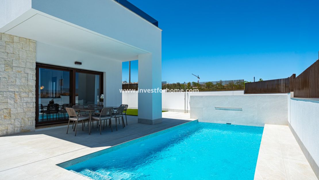 Nybyggnad - Villa - Orihuela Costa - Vistabella Golf