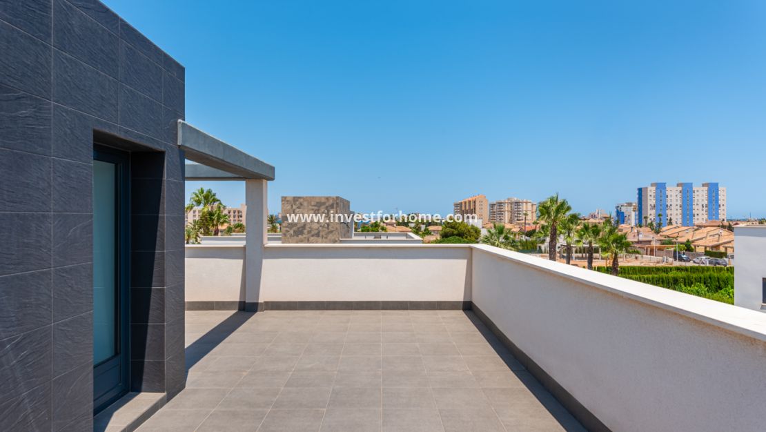 Nybyggnad - Villa - Playa Paraiso