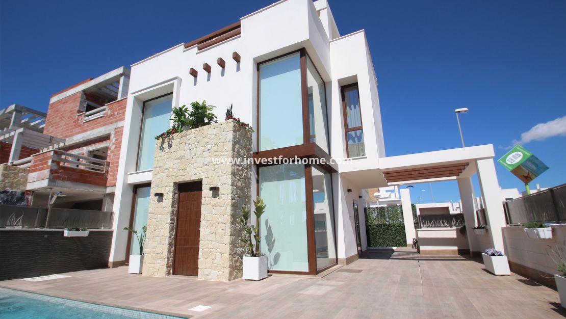 Nybyggnad - Villa - Playa Paraiso