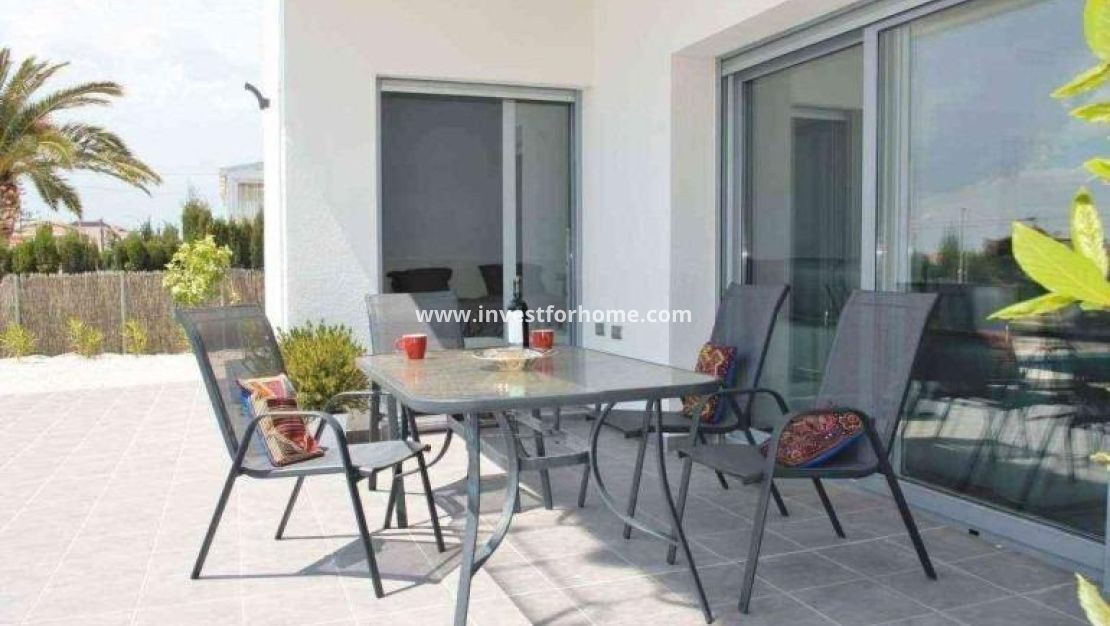 Nybyggnad - Villa - Rafal - polideportivo