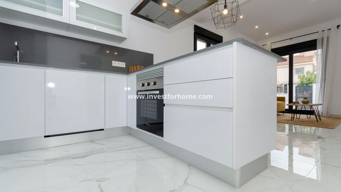 Nybyggnad - Villa - Torrevieja - Torreta Florida