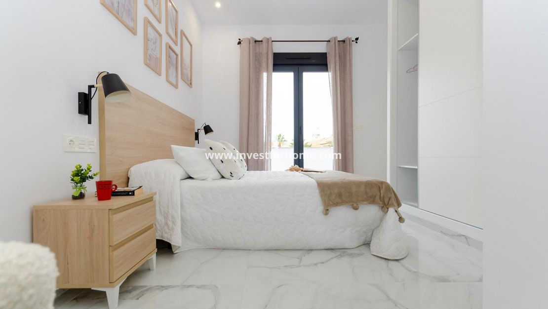 Nybyggnad - Villa - Torrevieja - Torreta Florida