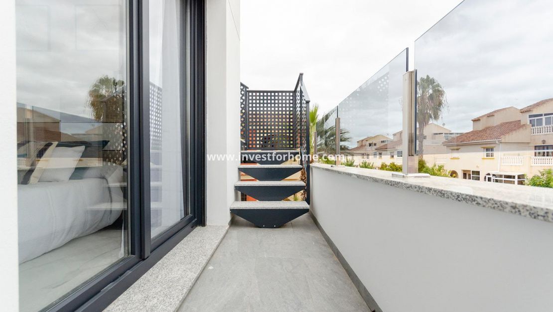 Nybyggnad - Villa - Torrevieja - Torreta Florida