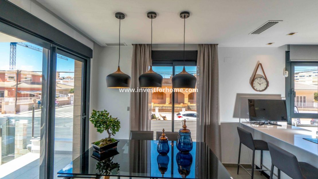 Nybyggnad - Villa - Torrevieja