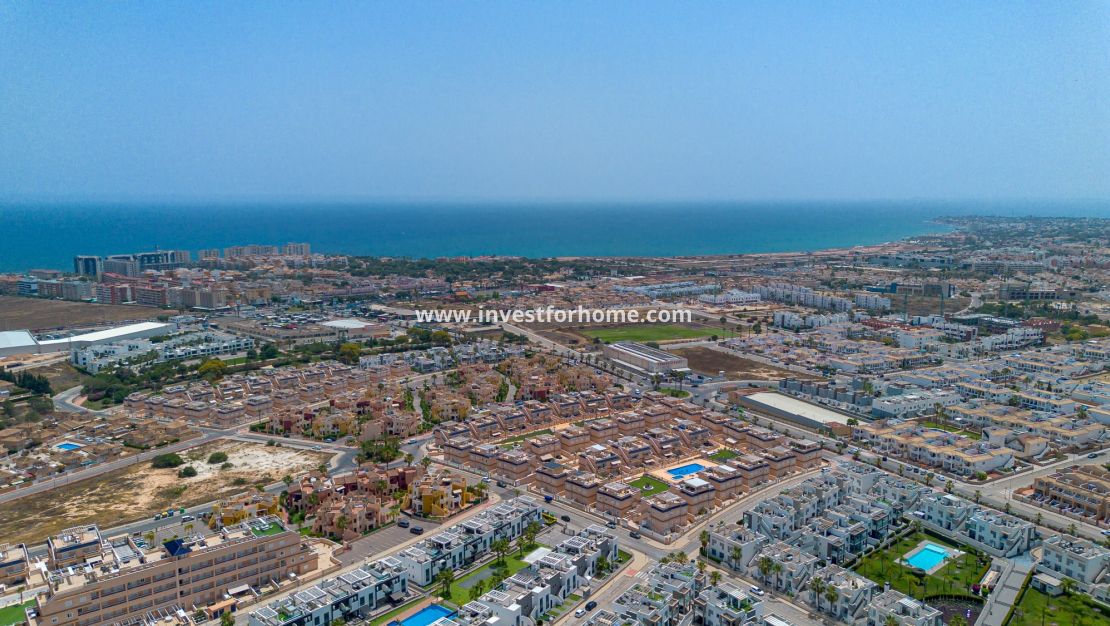 Oasis Beach, La Zenia, Punta Prima, Orihuela Costa, Costa Blanca