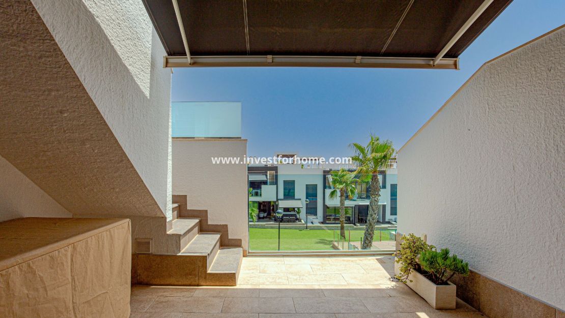 Oasis Beach, La Zenia, Punta Prima, Orihuela Costa, Costa Blanca