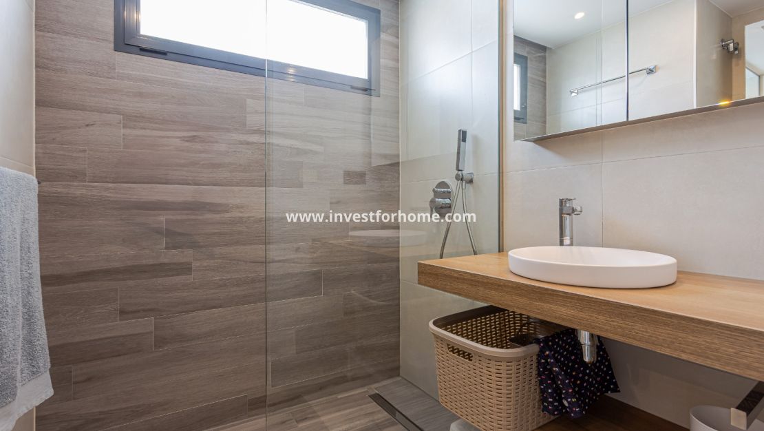 Oasis Beach, La Zenia, Punta Prima, Orihuela Costa, Costa Blanca