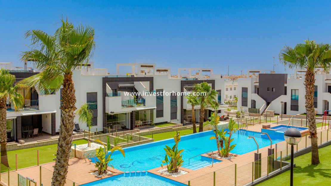 Oasis Beach, La Zenia, Punta Prima, Orihuela Costa, Costa Blanca