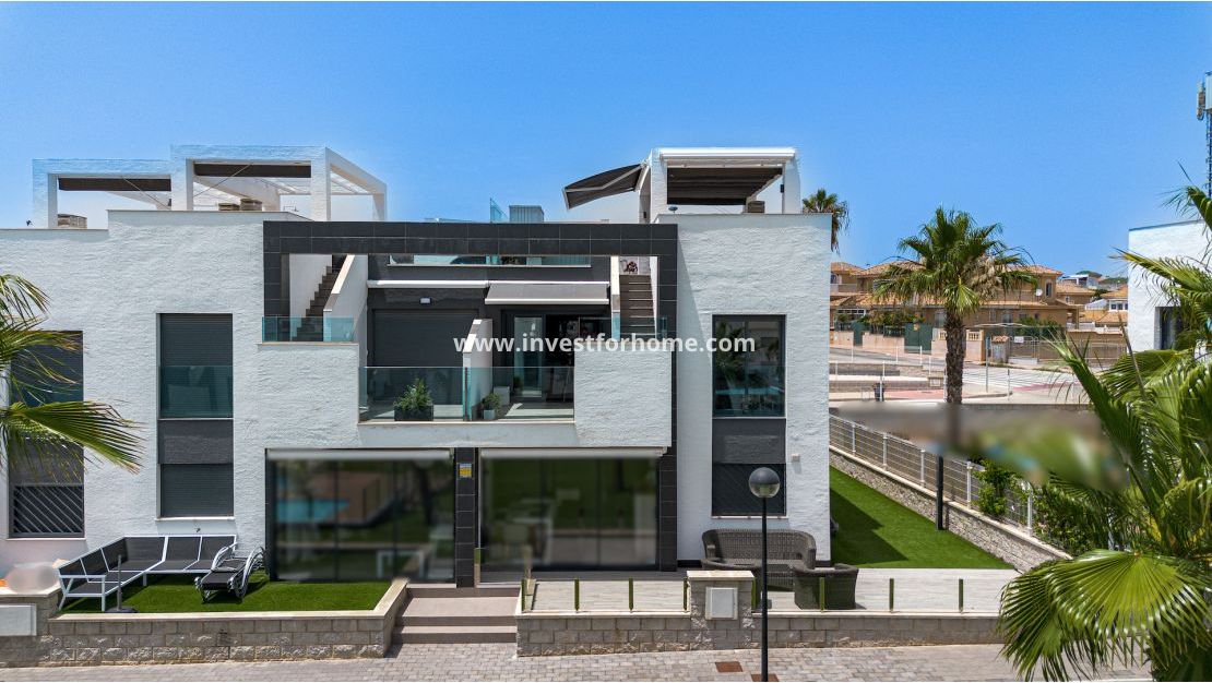 Oasis Beach, La Zenia, Punta Prima, Orihuela Costa, Costa Blanca