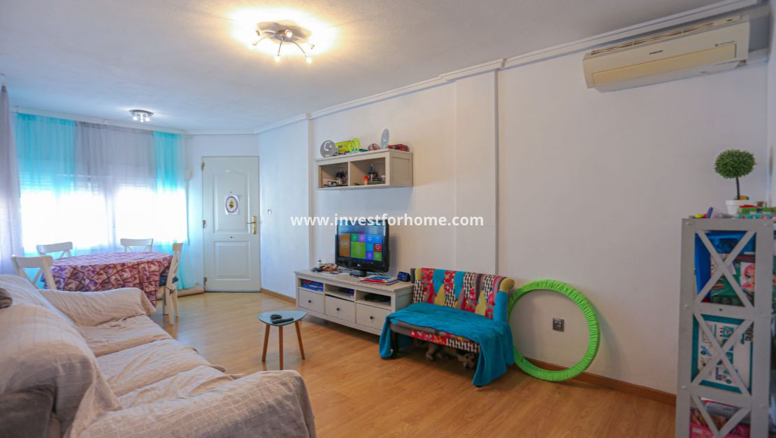 Piso en venta con solarium, el Limonar, La Torreta, Torrevieja