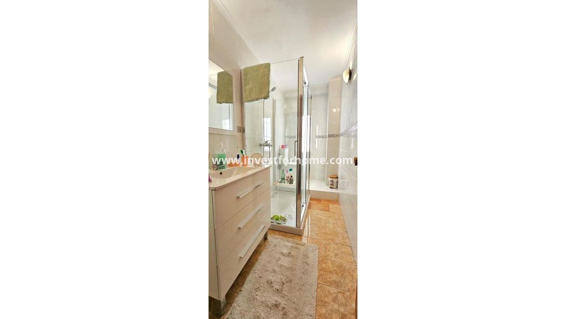 Reventa - Apartamento - Bigastro - Comunidad Valenciana