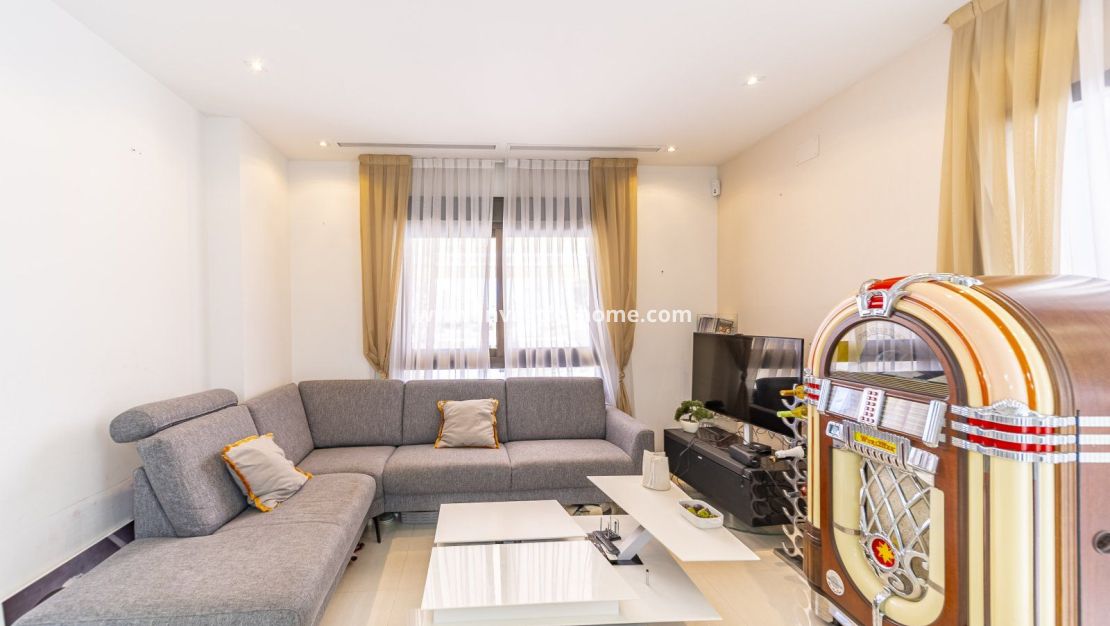 Reventa - Apartamento - Guardamar del Segura