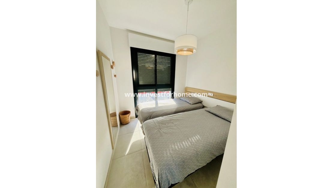 Reventa - Apartamento - Las Filipinas - Inland