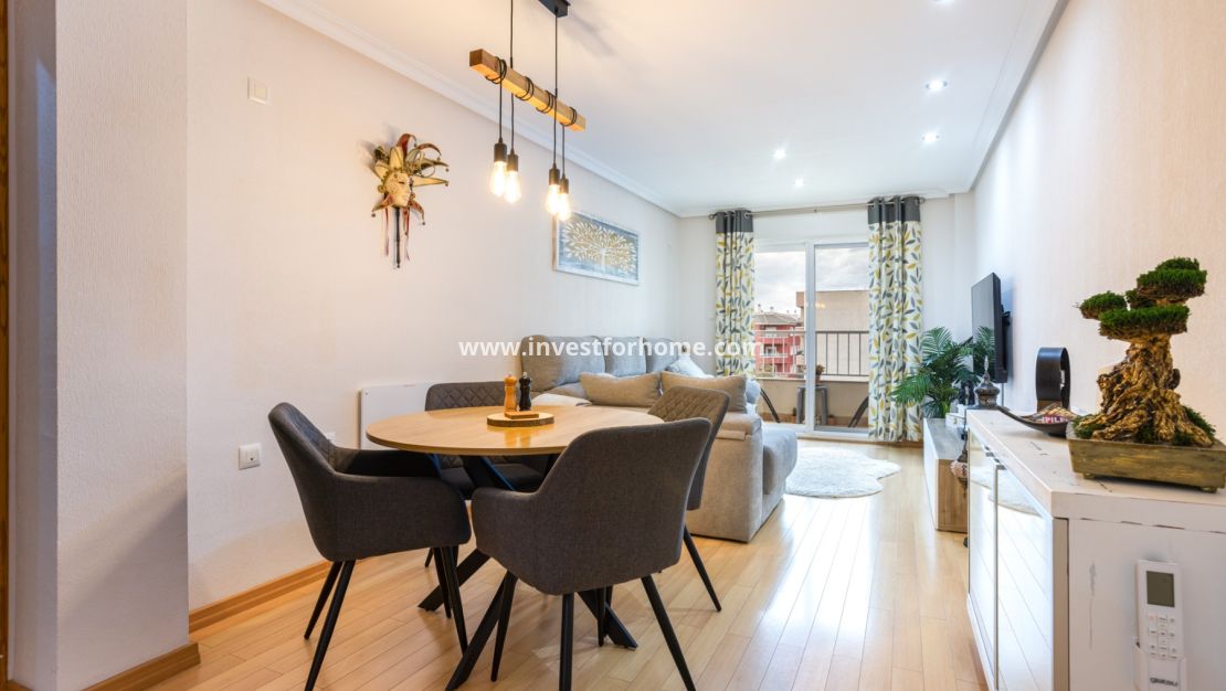 Reventa - Apartamento - Los Montesinos - Costa Blanca