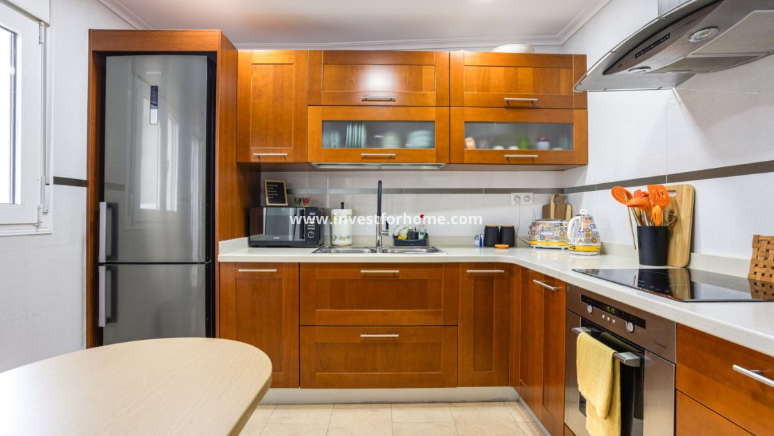 Reventa - Apartamento - Los Montesinos - Costa Blanca