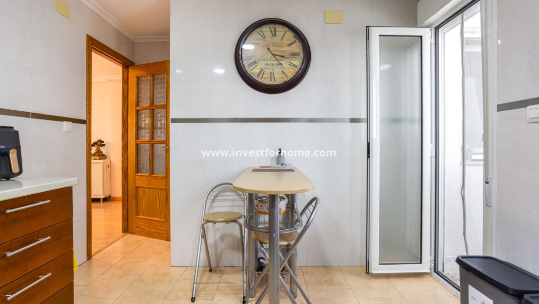 Reventa - Apartamento - Los Montesinos - Costa Blanca