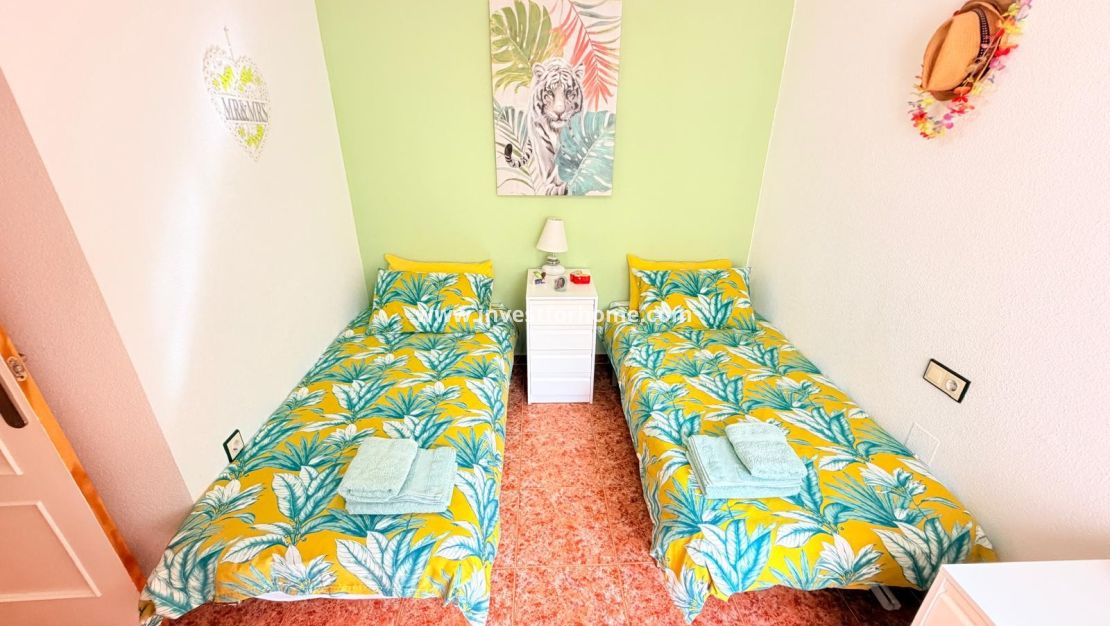 Reventa - Apartamento - Los Montesinos - La Herrada