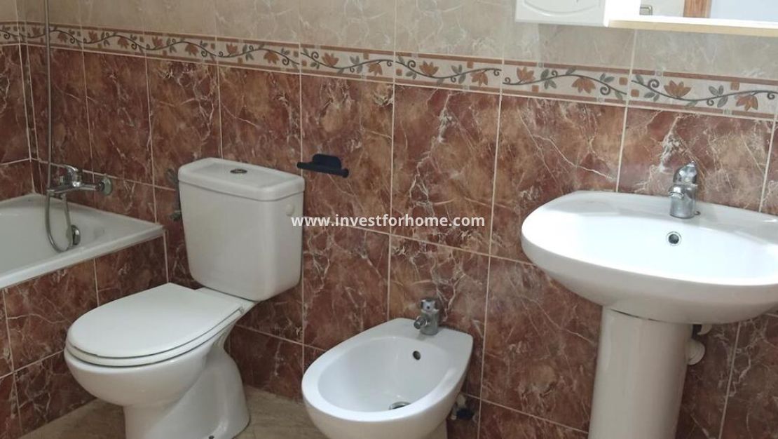 Reventa - Apartamento - Los Montesinos - PUEBLO CENTRO