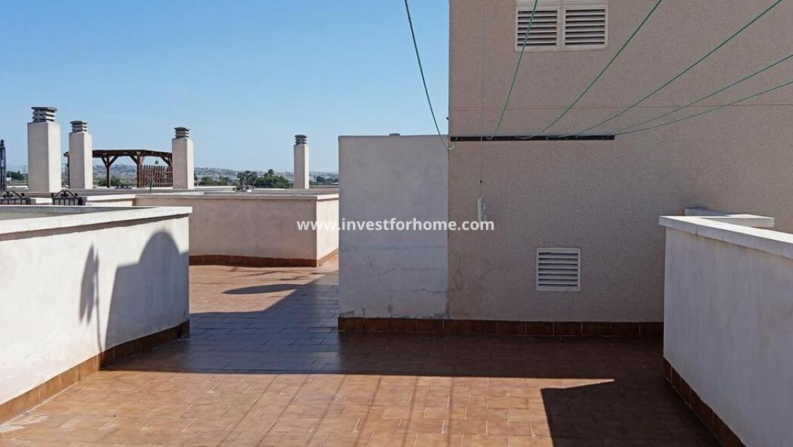 Reventa - Apartamento - Los Montesinos - PUEBLO CENTRO