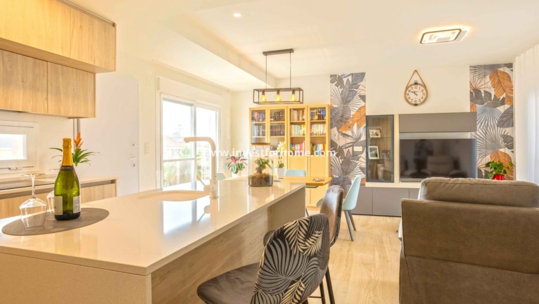 Reventa - Apartamento - Orihuela Costa - Costa Blanca